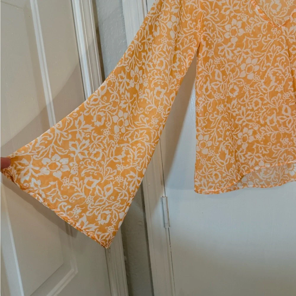 Show Me Your MuMu Creamsicle Floral Boho Bell Sleeve Sandee Blouse Size Large - Picture 7 of 9